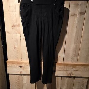 Gloria Vanderbilt Women's Classic Black Skinny Pants